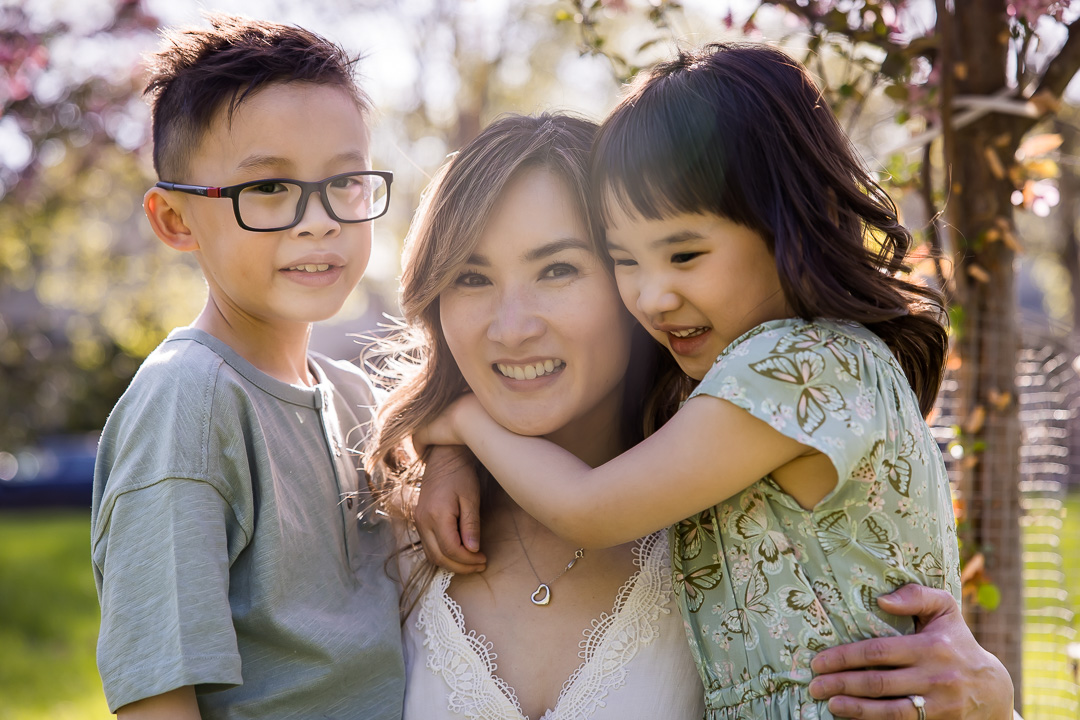 Mom & kids for outdoor family photo by Paper Bunny Studios Edmonton