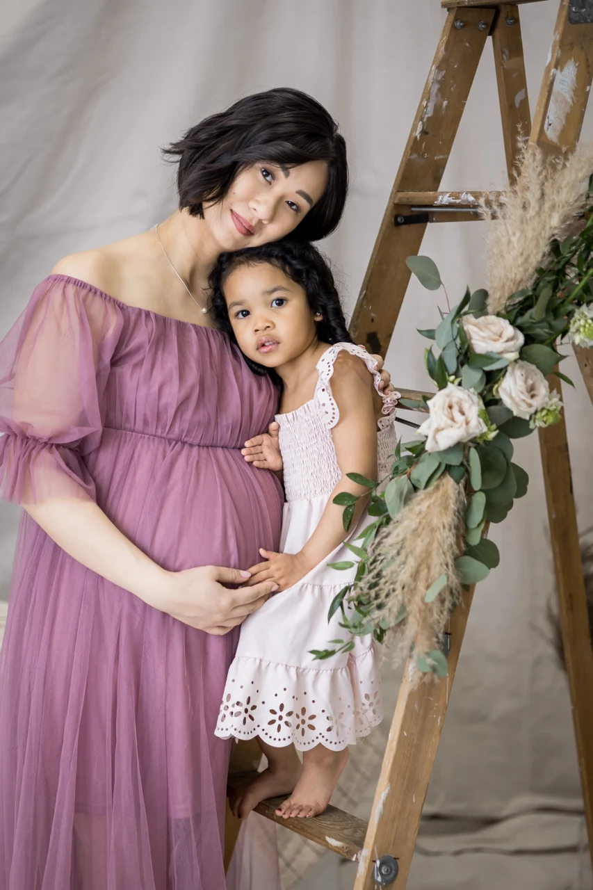 Elegant portrait of mom & daughter by Edmonton family photographer Paper Bunny Studios