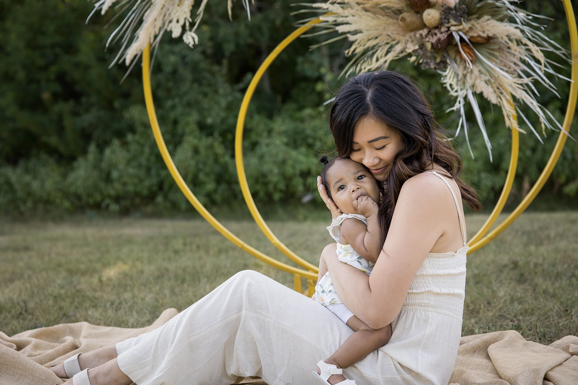 Family photo session, outdoors with Fabloomosity backdrop. By Paper Bunny Studios, Edmonton