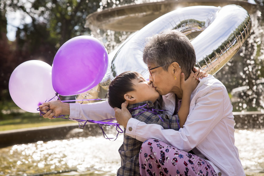 Grandma and grandson kissing by Paper Bunny Studios Edmonton family photographer