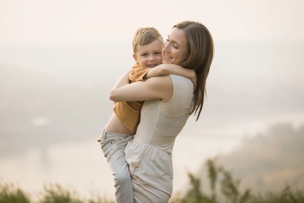 outdoor yoga family photo session by Paper Bunny Studios